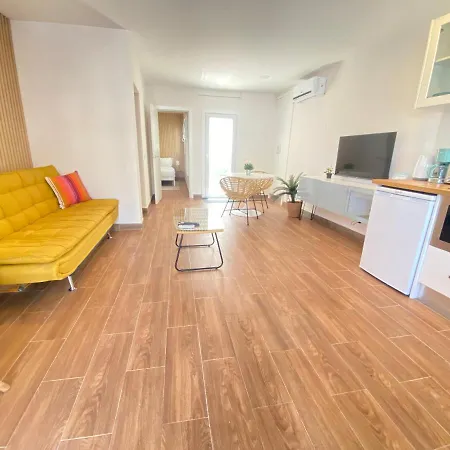 Vibes - Patio Apartment Setubal